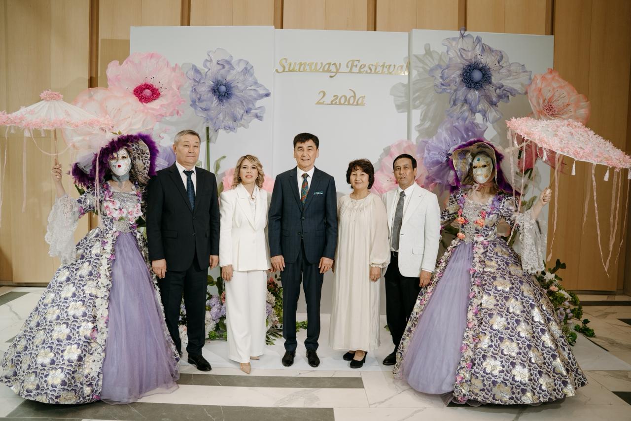 Команда SUNWAY на тренинге
